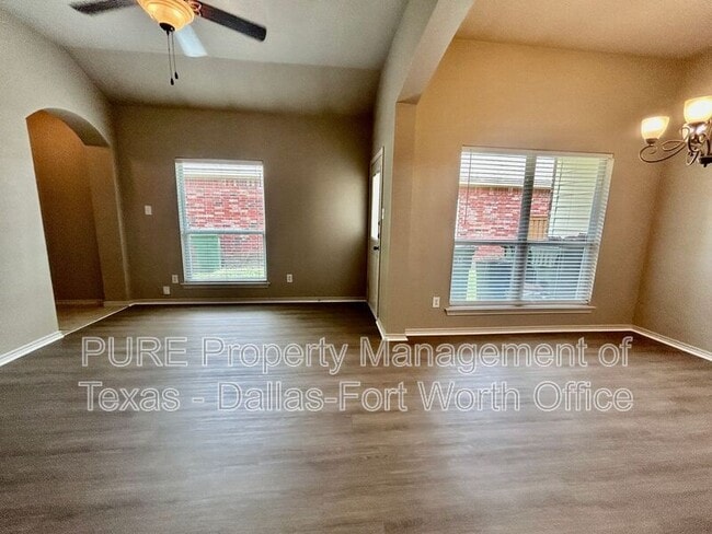 Building Photo - 1421 Piedmont Dr