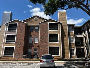 Building Photo - 4200 Thornbriar Ln