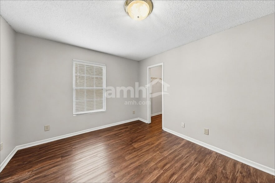 Building Photo - 2945 Sentiment Ln