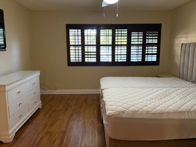 Building Photo - 11268 Aspen Glen Dr