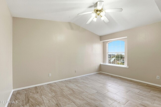 Building Photo - 7536 Le Conte Dr