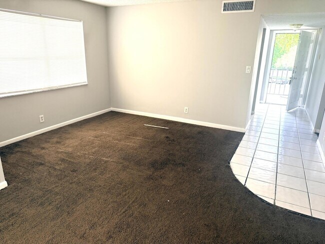 Building Photo - 3360 Spanish Moss Terrace