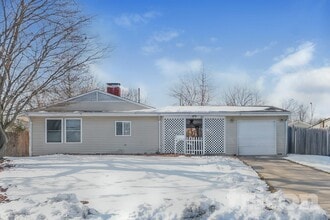 Building Photo - 21 Barberry Ln