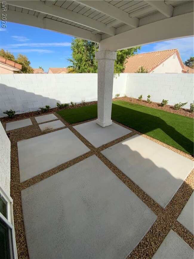 Building Photo - 679 Scenic Tierra Ln