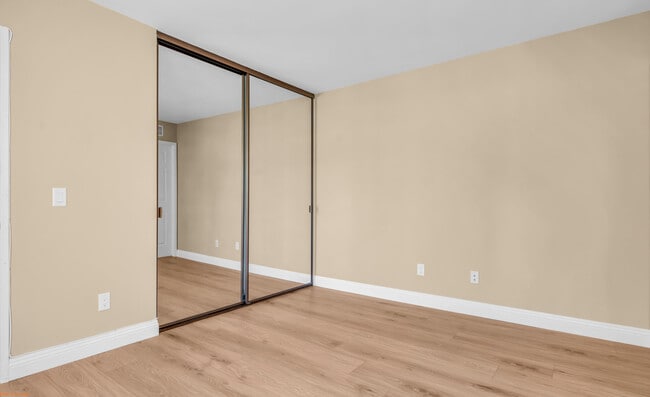 Building Photo - 41612 Aventine Ct