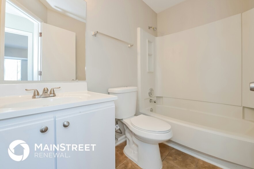 Building Photo - 2144 Marbut Farms Entry