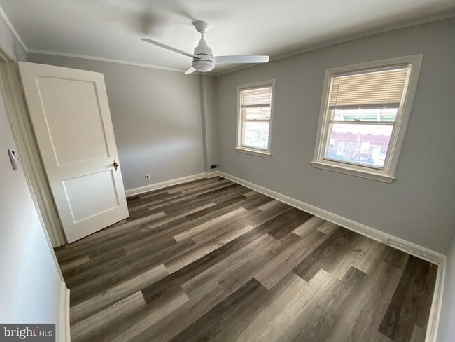 Building Photo - 338 Gusryan St