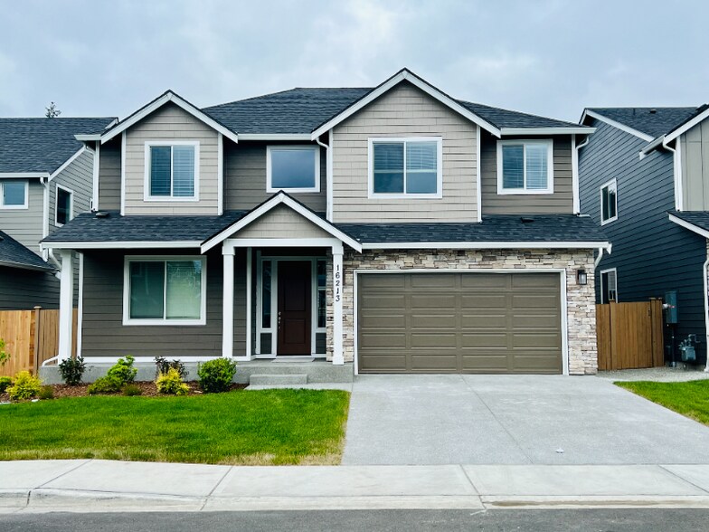Primary Photo - 16213 8th Ave E