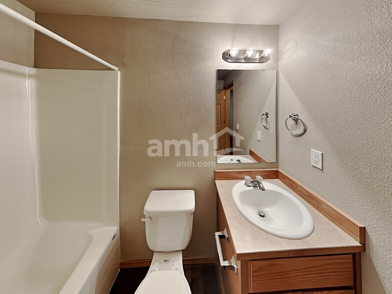 Building Photo - 4826 204th St Ct E