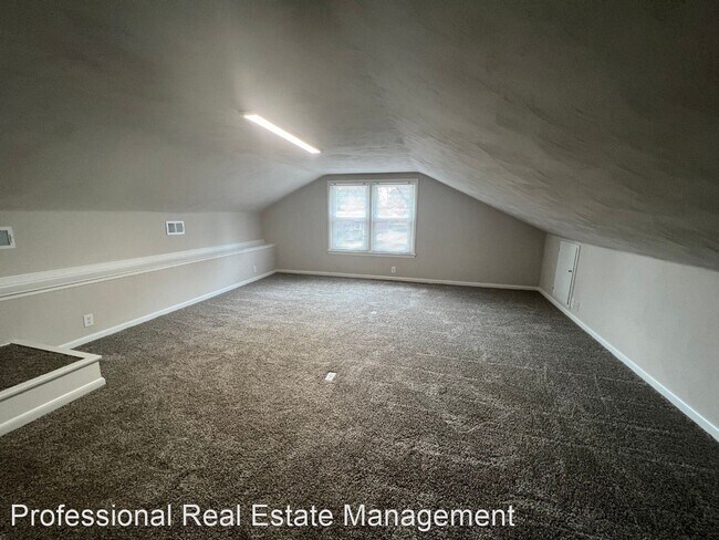 Building Photo - 4 br, 3 bath House - 5 Dunwoody Circle