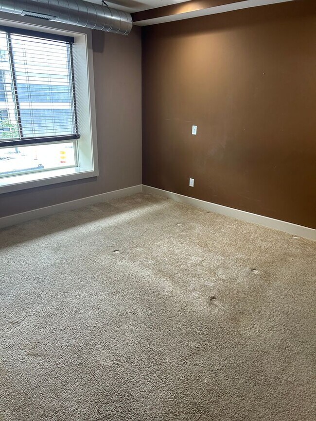 Building Photo - Nulu Loft