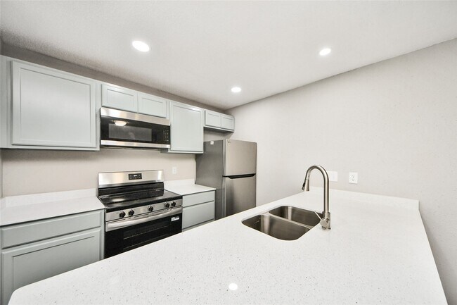 Building Photo - 781 Country Pl Dr