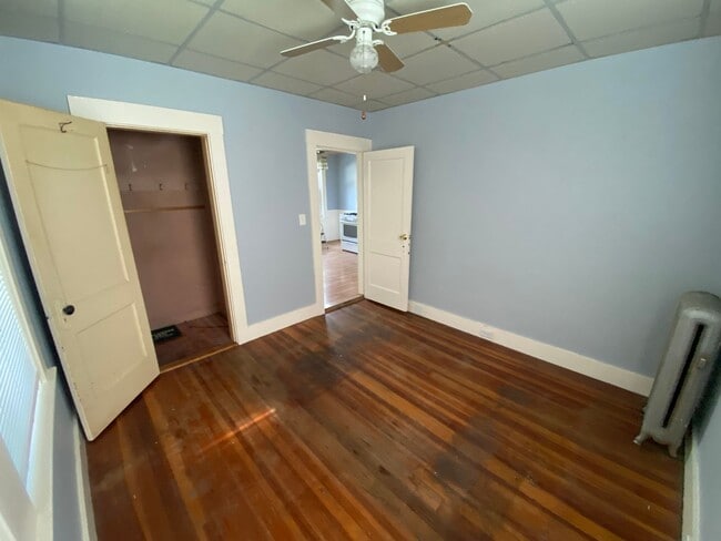 Building Photo - 147 Oakland Ave