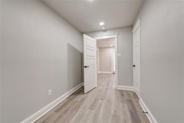 Building Photo - 227 Carolyn Dr