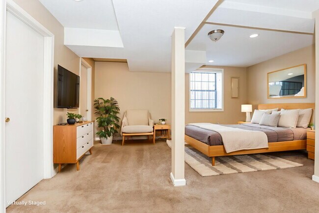 Building Photo - 4829 Catskill Dr