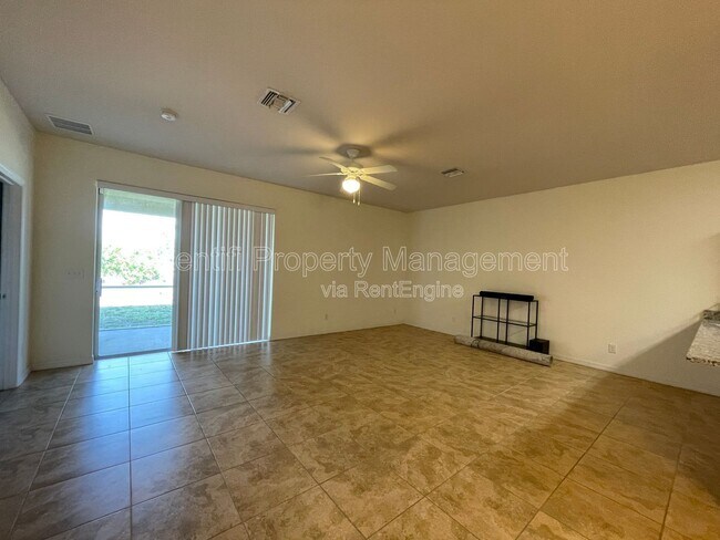Building Photo - 1622 SW 16th Ct