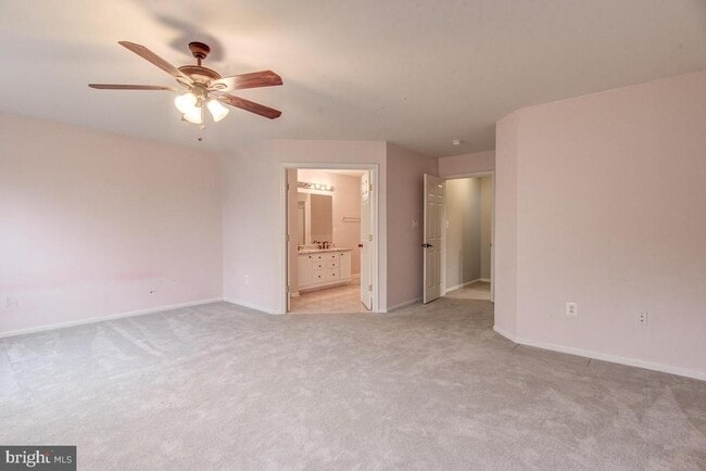 Building Photo - 7700 Duneiden Ln