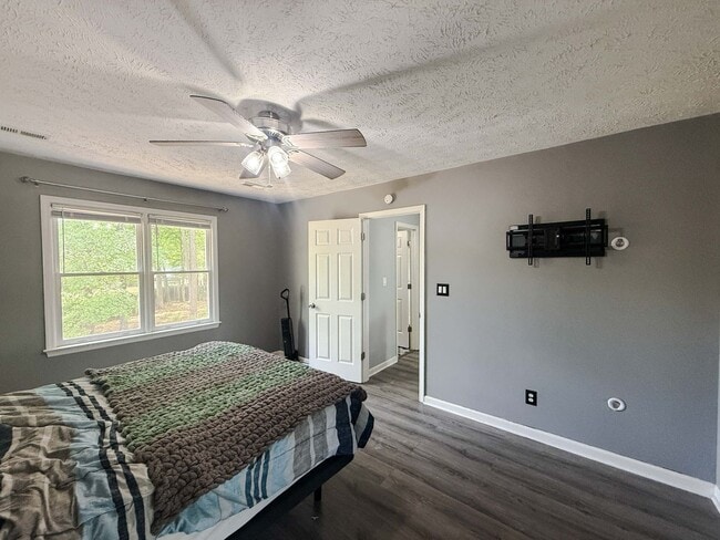 Building Photo - 3446 Sandystone Cir