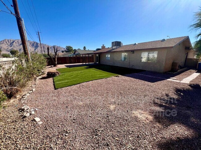 Building Photo - 5614 Reuben St