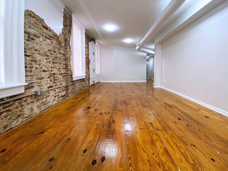 Building Photo - 89 Fairlie St NW