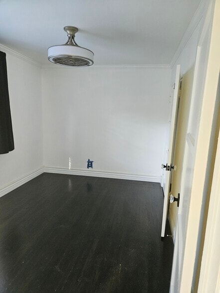 Building Photo - 608 N Madison Ave