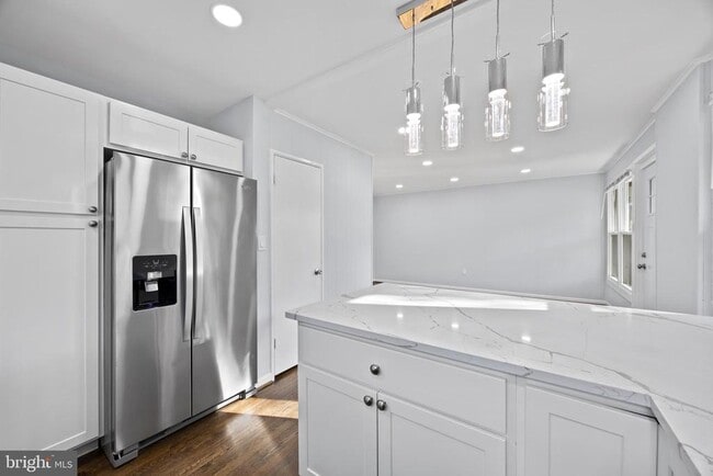 Building Photo - 8135 Allendale Dr