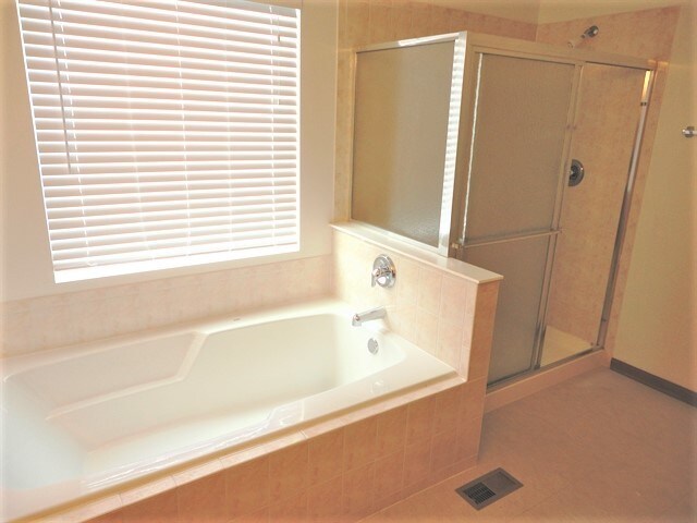 Building Photo - 6512 Fitzer Dr