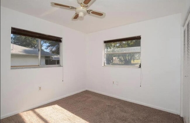 Building Photo - 209 S Lee St