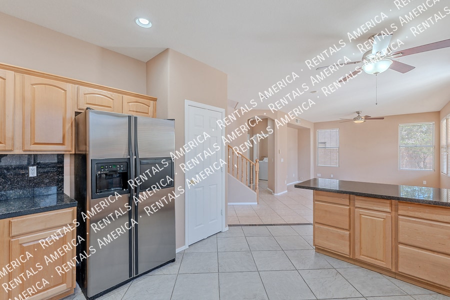 Building Photo - 20277 N 68th Dr