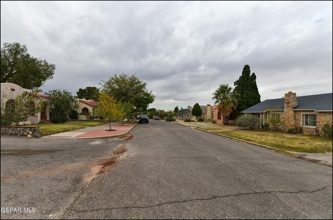 Building Photo - 1100 Kelly Way