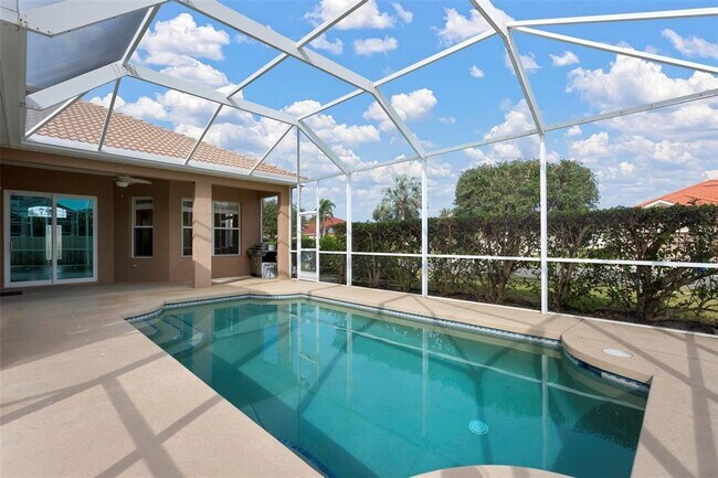 Building Photo - 6121 46th Ln E