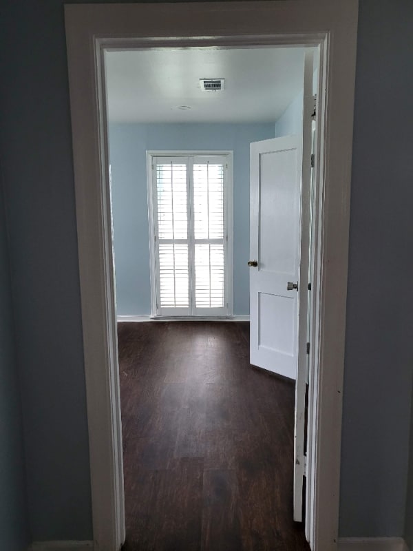 Building Photo - 3325 Tampa St