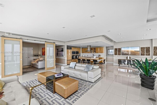 Building Photo - 6899 Collins Ave