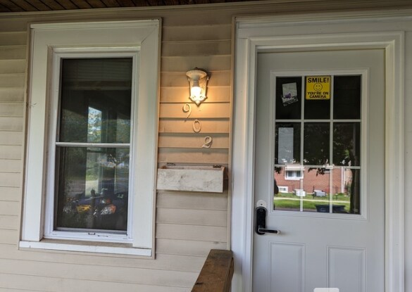 Building Photo - Newly Renovated 3-Bedroom Apartment in Michigan City - $1095