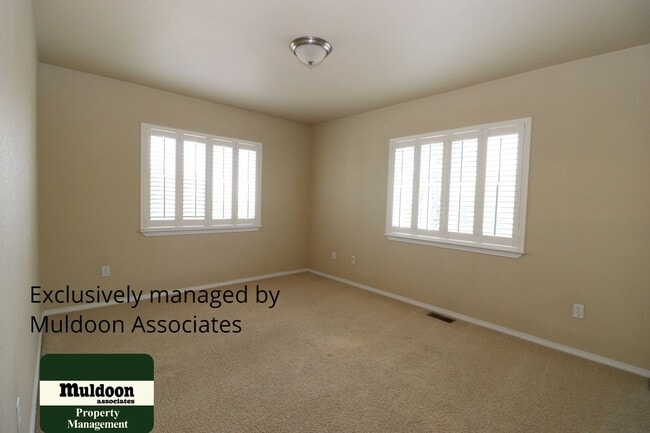 Building Photo - Beautiful, Spacious, and Ready For Move In...