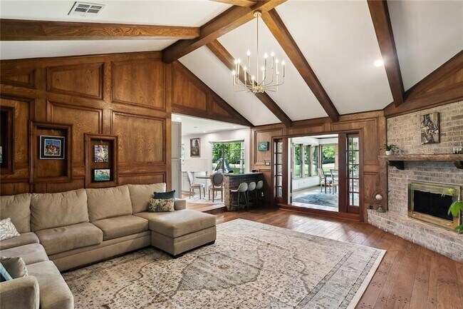 Building Photo - 773 Bocage Ln