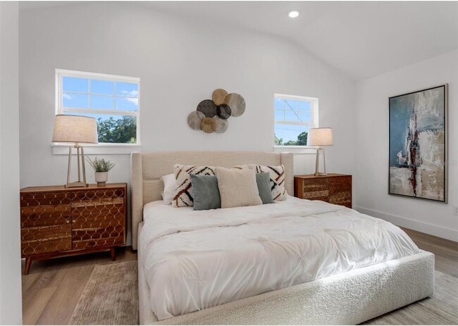 Building Photo - 2333 W Beach St