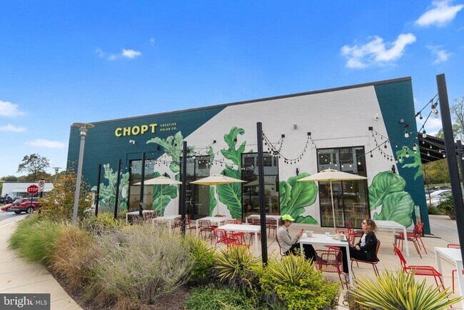 Building Photo - 9 Snug Hill Ct