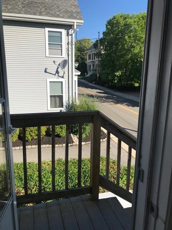 Front door - 23 County St