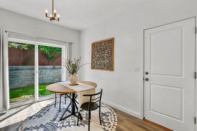 Building Photo - ? Spacious Snohomish Home with Luxury Features & Room to Live! ?