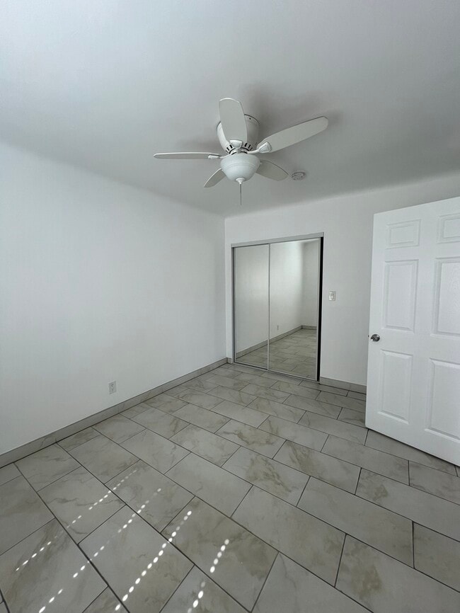 Building Photo - 1 Bedroom 1 Bathroom Apartment