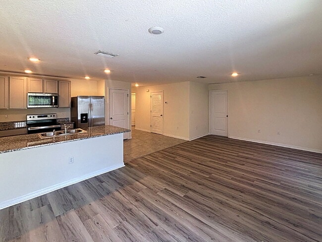 Building Photo - Beautiful 4-Bedroom Modern Home in the Desirable Brookside Community | Ruskin