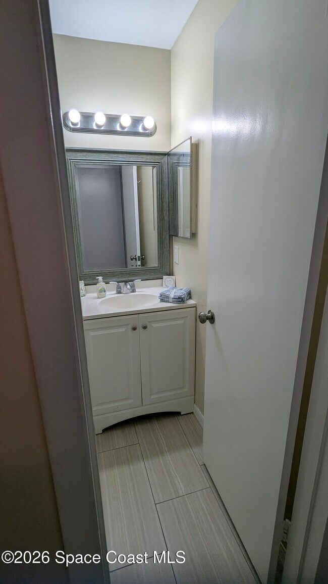 Building Photo - 205 San Paulo Cir