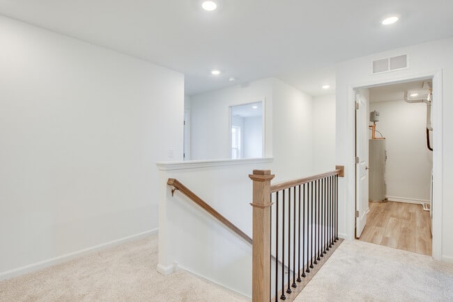 Building Photo - 15139 S Hepworth Ct