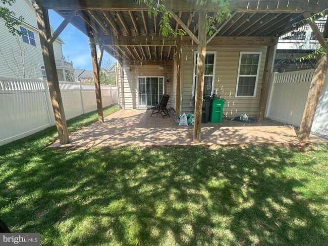 Building Photo - 4512 Grazing Way