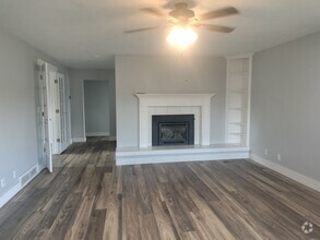 Building Photo - D323AB