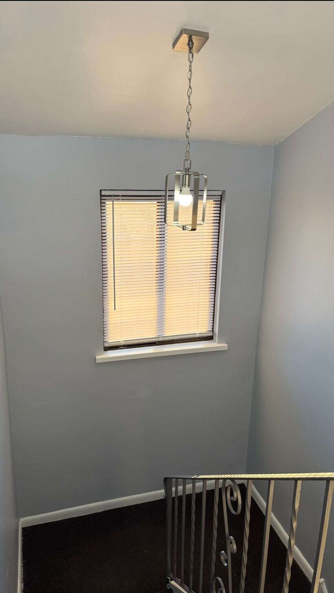 Building Photo - 321 Forrest Ave