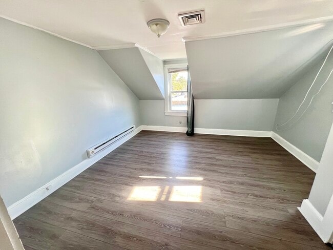 Building Photo - 1 Kurts Pl