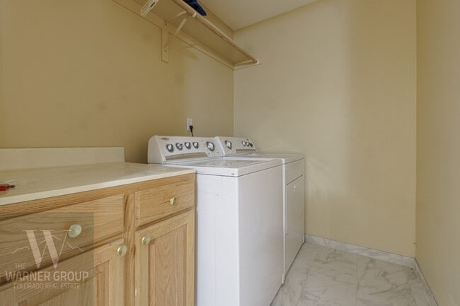 Building Photo - 2652 Thrush Grove