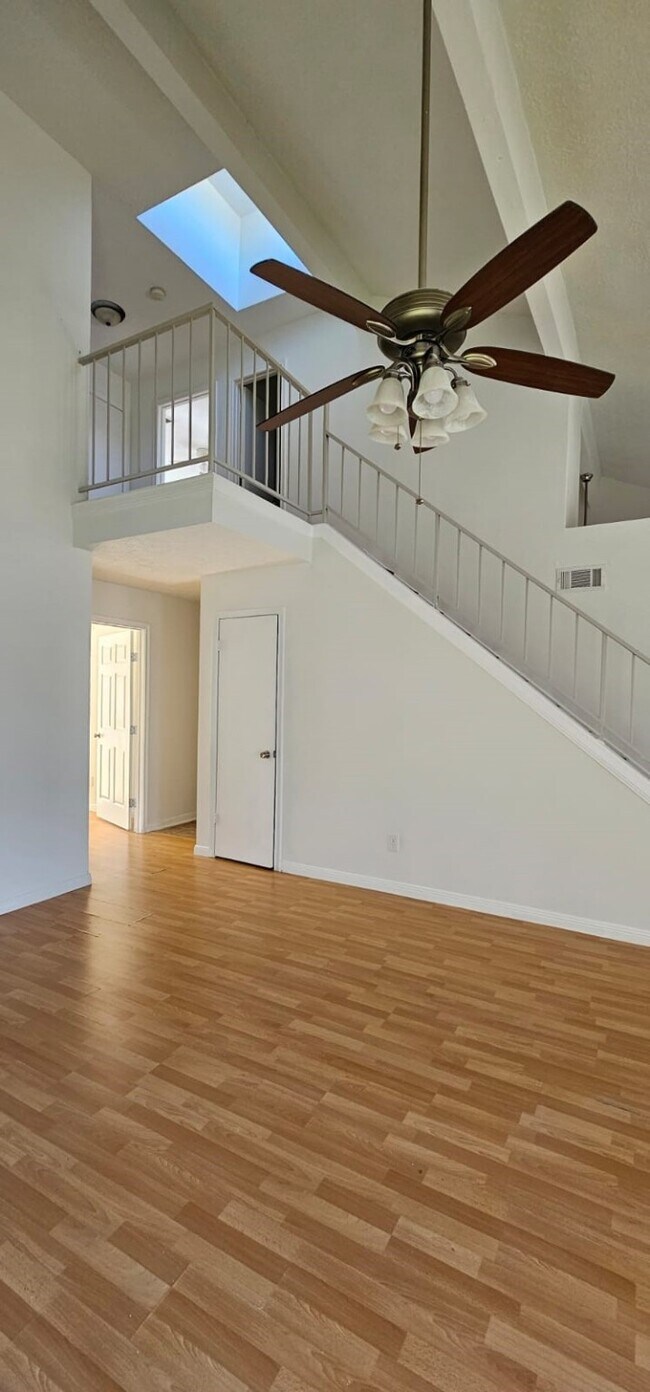 Building Photo - 11841 Spring Grove Dr